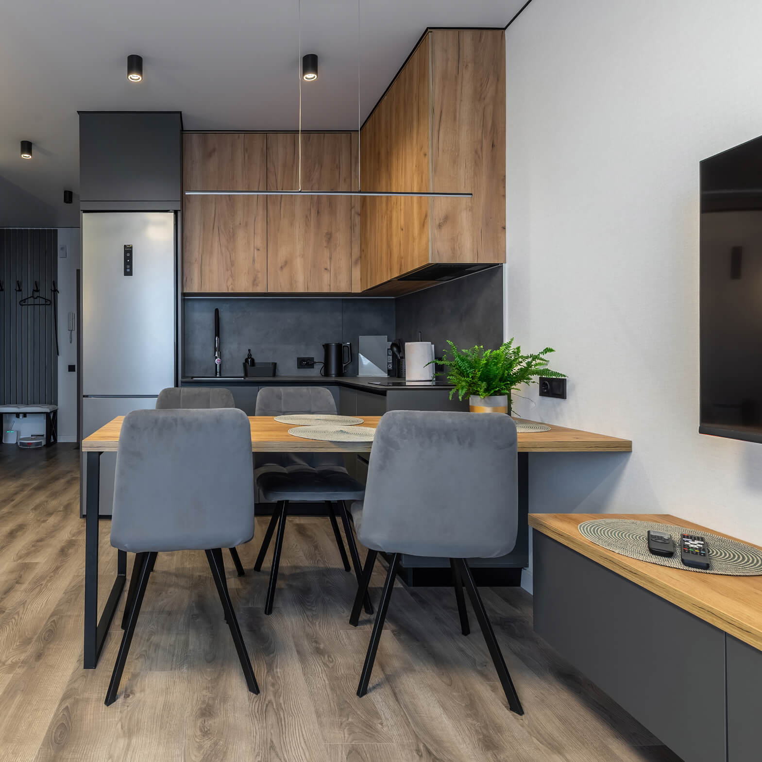 Kitchen Cabinet Refinishing